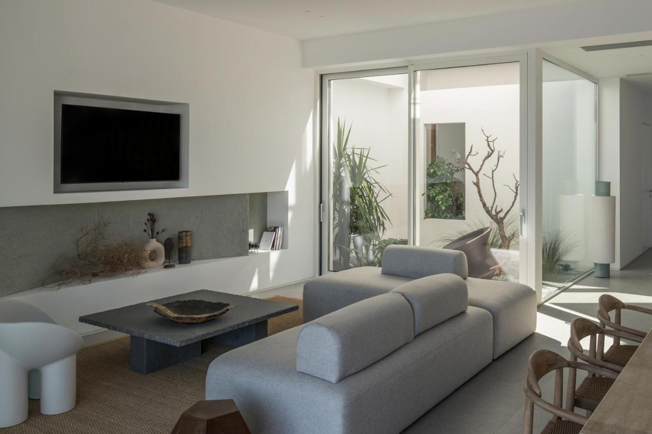 Villa Mimaze Minimalist Living เอลุนดา ภายนอก รูปภาพ