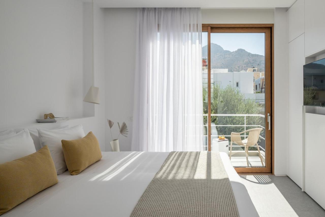 Villa Mimaze Minimalist Living เอลุนดา ภายนอก รูปภาพ
